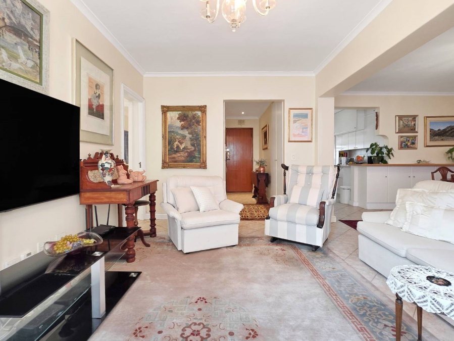 2 Bedroom Property for Sale in Sea Point Western Cape
